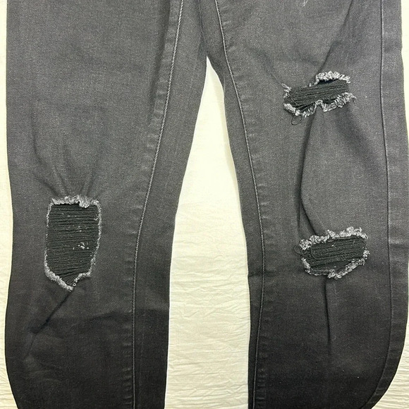 Guess Distressed black skinny jeans - Picture 3 of 5